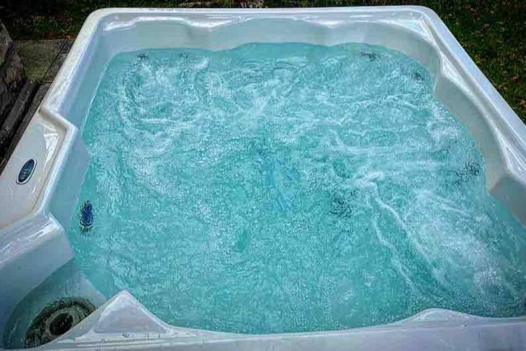 Vila {Hot Tub In Ranch} Mins To Airport/Uofr/Strng/Dwtn Rochester Exteriér fotografie