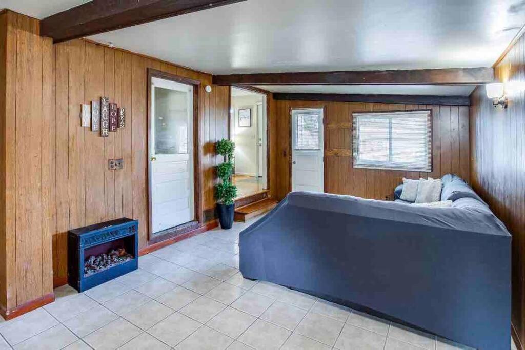 Vila {Hot Tub In Ranch} Mins To Airport/Uofr/Strng/Dwtn Rochester Exteriér fotografie