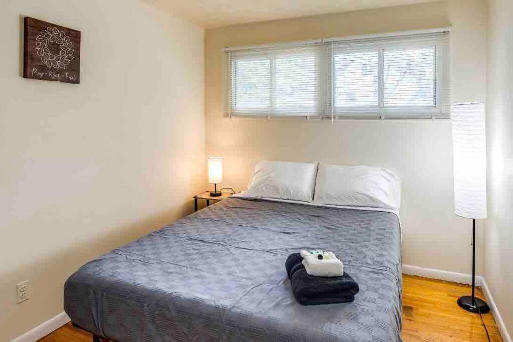 Vila {Hot Tub In Ranch} Mins To Airport/Uofr/Strng/Dwtn Rochester Exteriér fotografie
